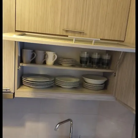 Apartment Papoulias *